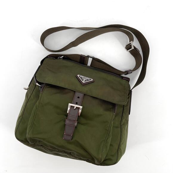 Prada Army Green Nylon Vela Logo Plaque Messenger Bruciato Crossbody Bag - Picture 1 of 14